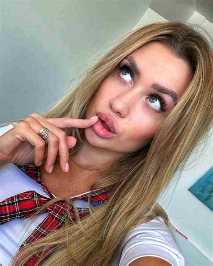 
Anastasia Baranova Height, Weight, Net Worth, Age, Birthday, Wikipedia, Who, Nationality, Biography 