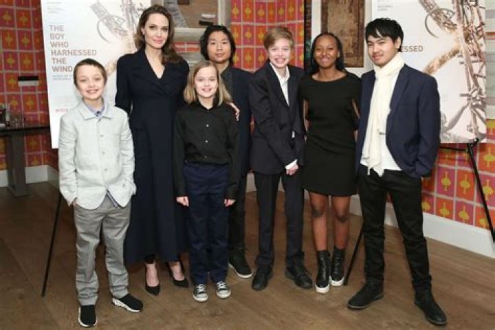 
Angelina Jolie Claims Brad Pitt Choked One of Their Kids; Pitt Source Calls Allegations ‘Untrue’ 