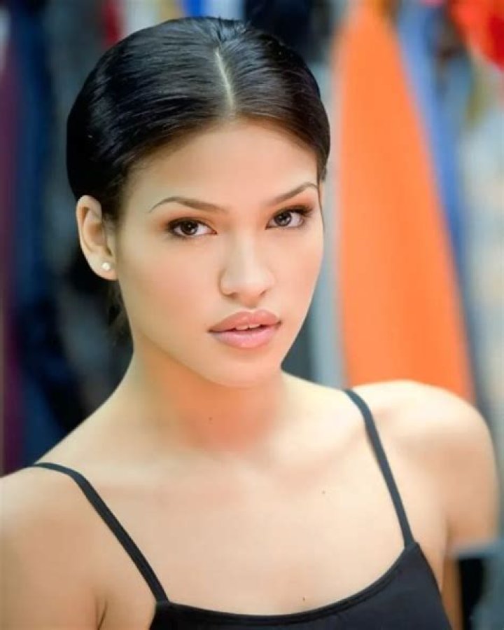 Cassie Curses Height, Weight, Net Worth, Age, Birthday, Wikipedia, Who, Nationality, Biography