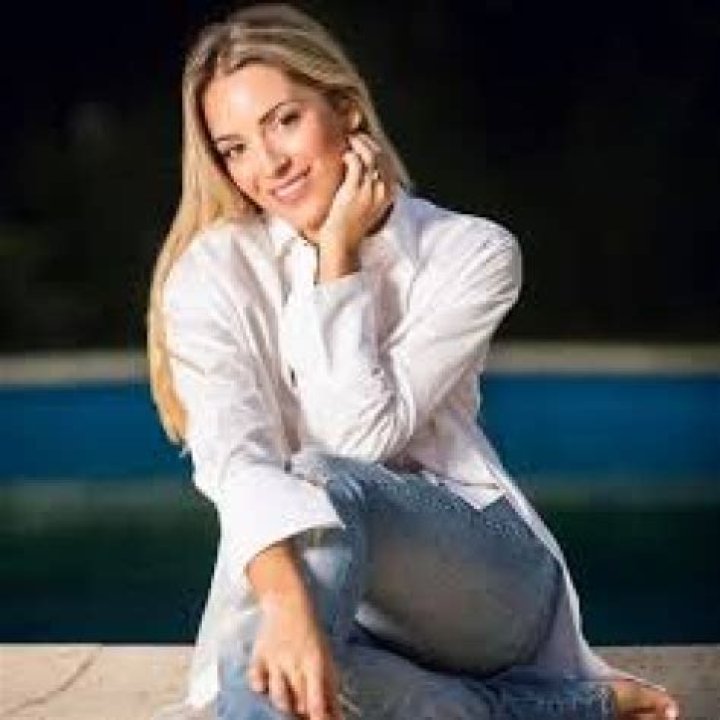 Estella Henderson Height, Weight, Net Worth, Age, Birthday, Wikipedia, Who, Nationality, Biography