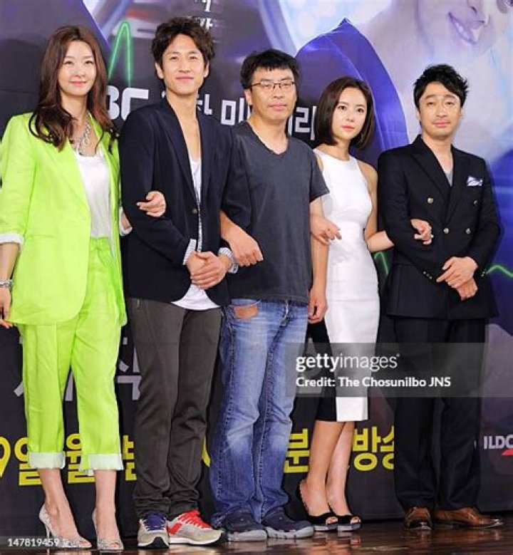 Hwang Jang-lee Height, Weight, Net Worth, Age, Wiki, Who, Instagram, Biography
