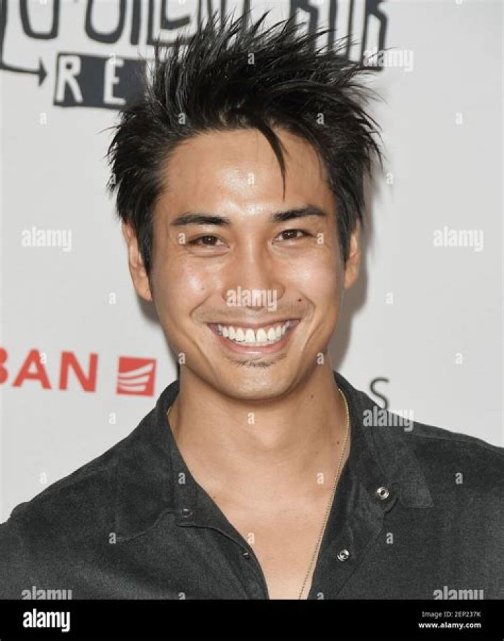 
Is Anthony Kongphan Married to Wife? Dating Rumors : Anthony Kongphan Short Biography 