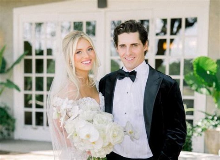 
Is Kevin Bieksa Married? Kevin Bieksa Wife, Age, Wiki, Parents, Net Worth 