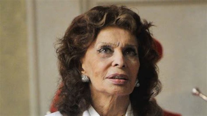 
Is Sophia Loren Still Alive? Check Sophia Loren Biography, Movies, Birthday, and More 