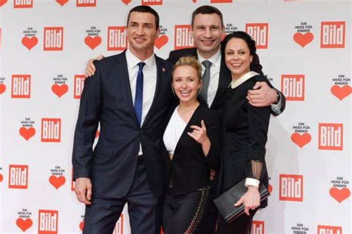 
Is Wladimir Klitschko Married to Wife? : Wladimir Klitschko’s Past Relationships 