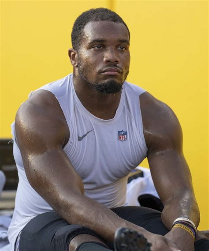 J.K. Dobbins Height, Weight, Net Worth, Age, Birthday, Wikipedia, Who, Nationality, Biography