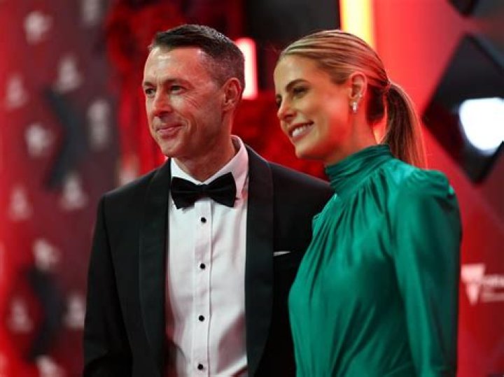 
Jodie McRae, Craig McRae Wife, Son Daughter And Family Facts 