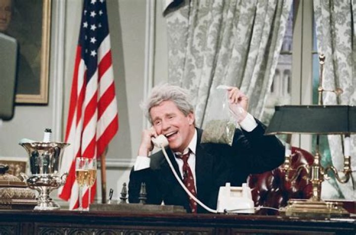 
Phil Hartman’s Daughter Celebrates What Would Have Been Beloved Actor’s 74th Birthday 