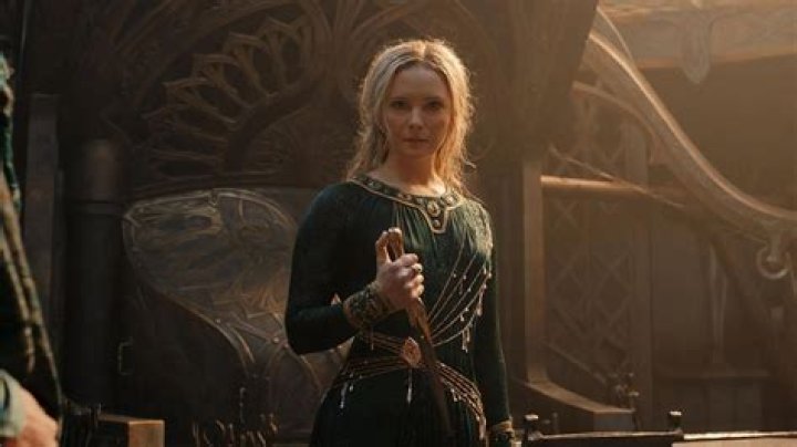 
‘Rings of Power’ Premiere: Morfydd Clark Explains Galadriel’s Choice To Stay Behind 