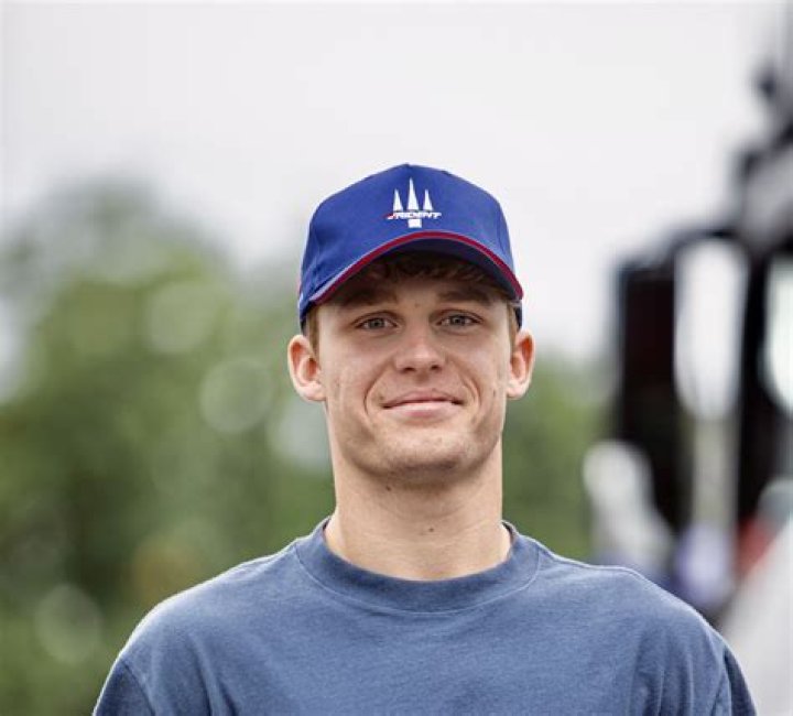 
Roman Stanek Height, Weight, Net Worth, Age, Birthday, Wikipedia, Who, Nationality, Biography 