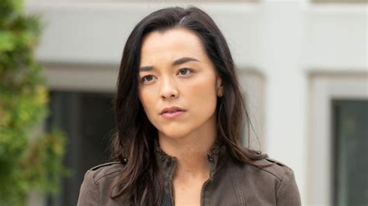 
Unseen Netflix Actress Midori Francis Parents and Family 
