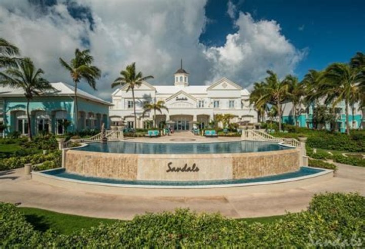 
Who Is Chris Coucheron-Aamot? One Of Three Americans Who Died In Bahamas Resort 