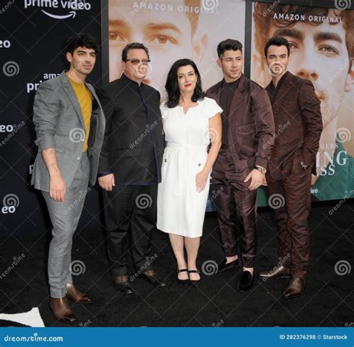 
Who is Denise Miller-Jonas, Priyanka Chopra-Jonas’ mother-in-law? 
