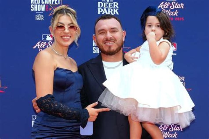 Who Is Sofia Castaneda? Alejandro Kirk’s Wife Or Girlfriend