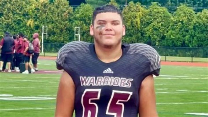 Who was Elijah-Jay Mariano? 15-year-old Windsor High School football player dies after medical emergency at practice